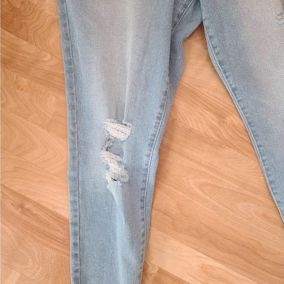 NWT Style & Co Curvy Skinny Jeans, Created for Macy's Skinny Table SZ 12 - Picture 3 of 10